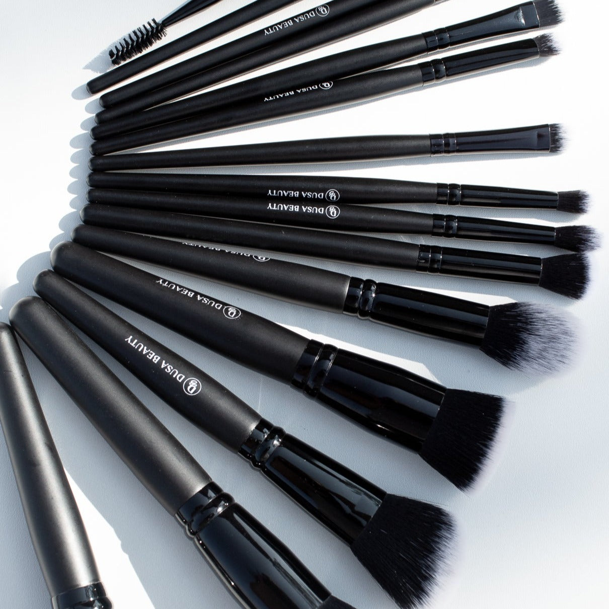 Essential Makeup Brushes